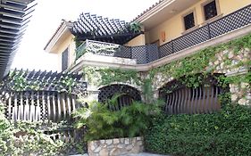 Cabo Vista Hotel